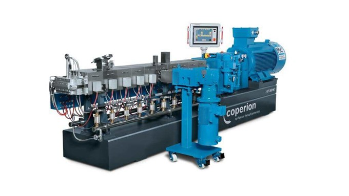 Coperion twin screw extruder STS Mc11