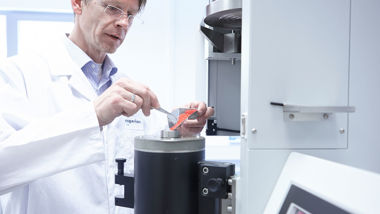 Coperion Forschug und Entwicklung - Proben testen