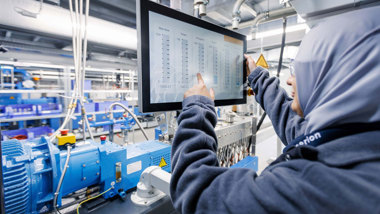 Coperion Control for Twin Screw Extruders